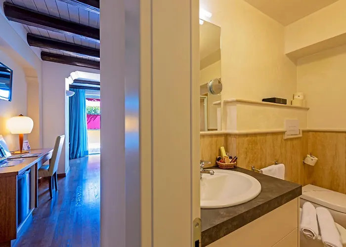 Hotel Baia D'Oro - Adults Only Gargnano