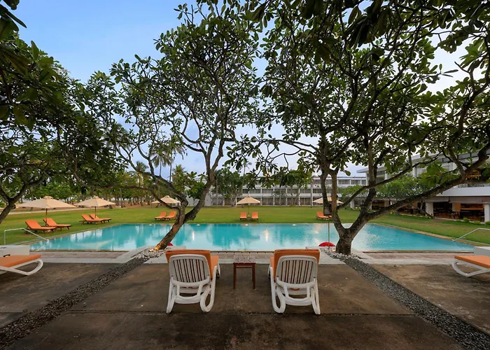 Pegasus Reef - A Beach Resort In Colombo Wattala