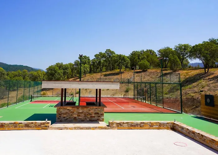 La Villa Nais PADEL&PISCINE -Suites&Appartements Bormes-les-Mimosas