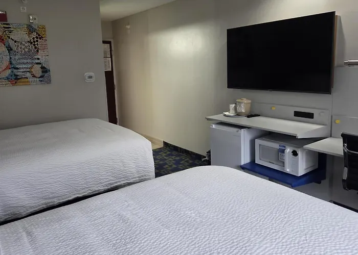 Microtel Inn & Suites By Wyndham Hagerstown By I-81