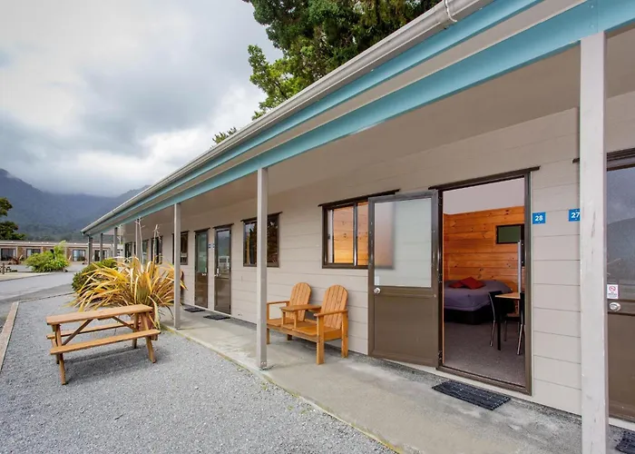 Fox Glacier Top 10 Holiday Park & Motels