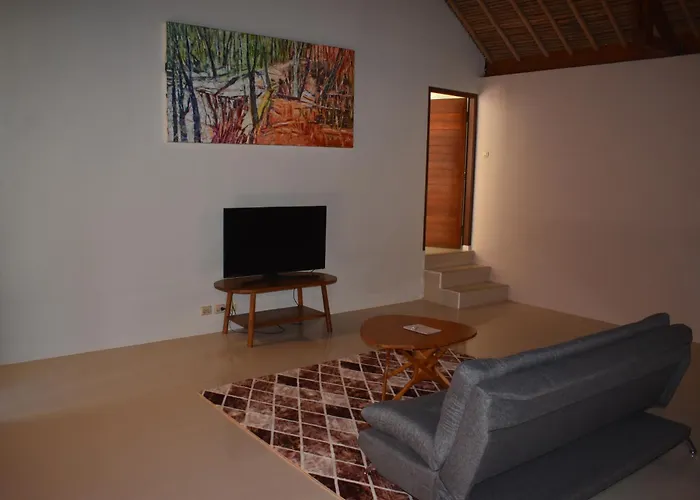 Mama Bella'S Retreat Bed and Breakfast Senggigi