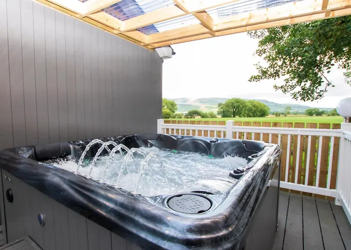 Willow House Bed & Breakfast And Orchard Studios Self Catering