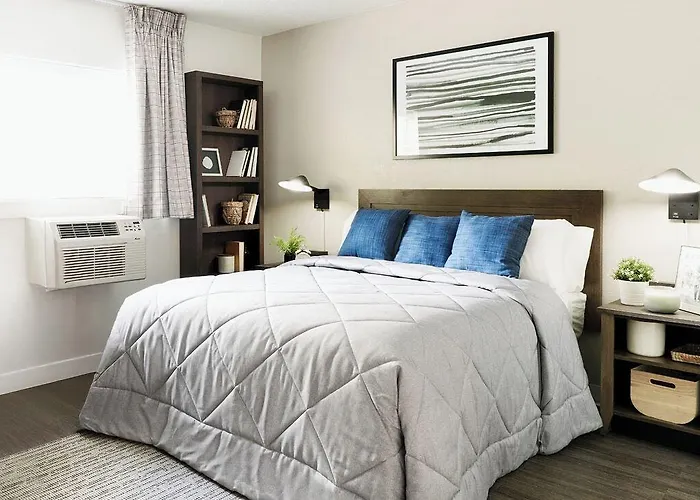 Intown Suites Extended Stay Jacksonville Fl St Johns Bluff Rd