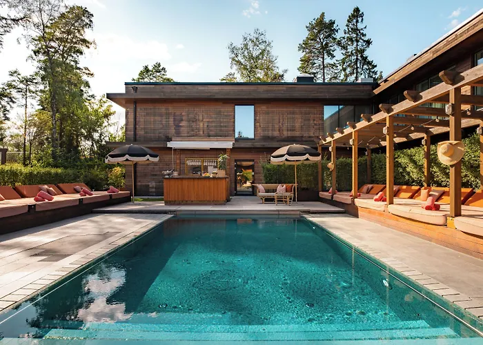 Ellery Beach House