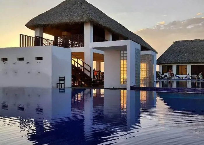Hotel Maya Jade
