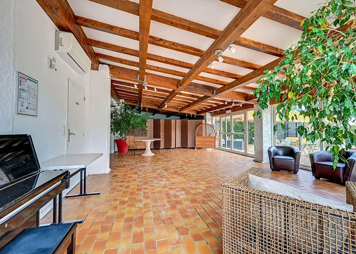 Contact Hotel Le Provence