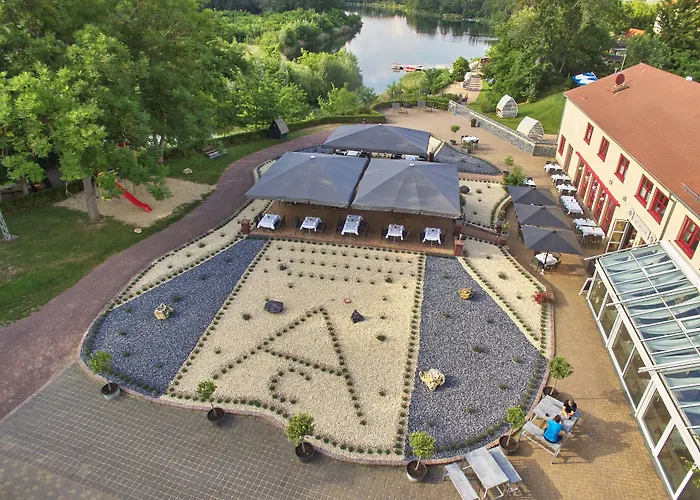 Bernstein Acamed Resort