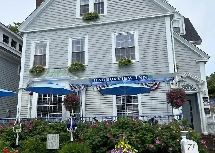 Harborview Inn
