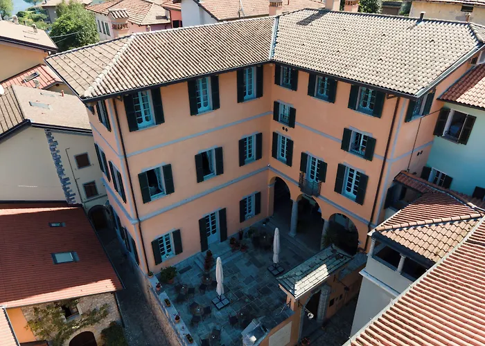 Palazzo Del Vicere