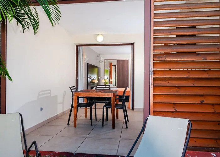 Tama Hotel Saint-Gilles Les Bains