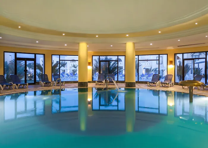 Cesar Thalasso (Adults Only)