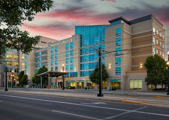 Hyatt Place Downtown / The Gateway