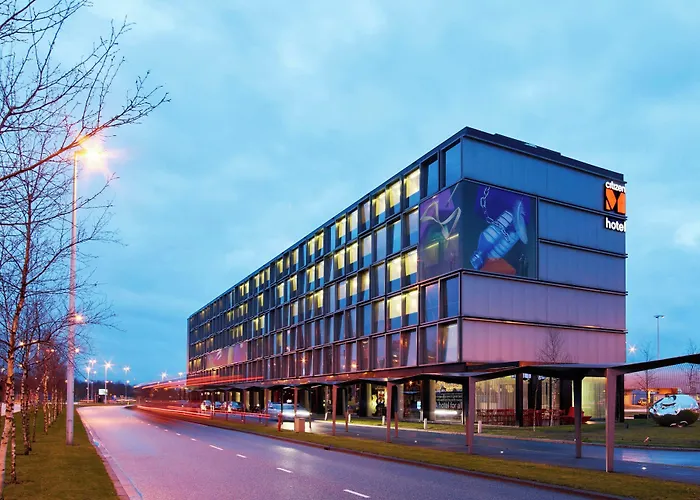 citizenM Schiphol Airport