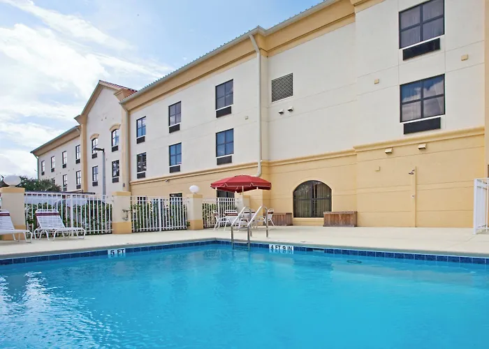 Holiday Inn Express Stuart By Ihg