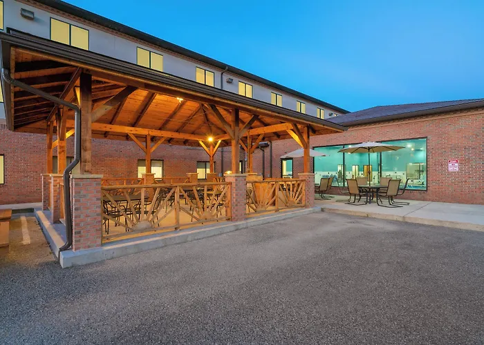 Holiday Inn Express & Suites Elkins By Ihg