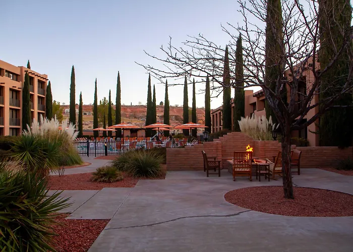 Courtyard Page At Lake Powell