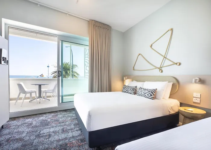 Esplanade Hotel Adelaide