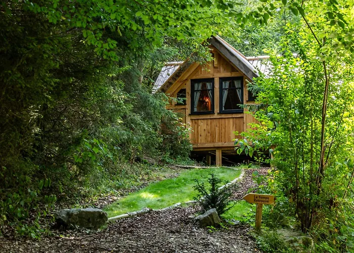 Les Cabanes De Rensiwez