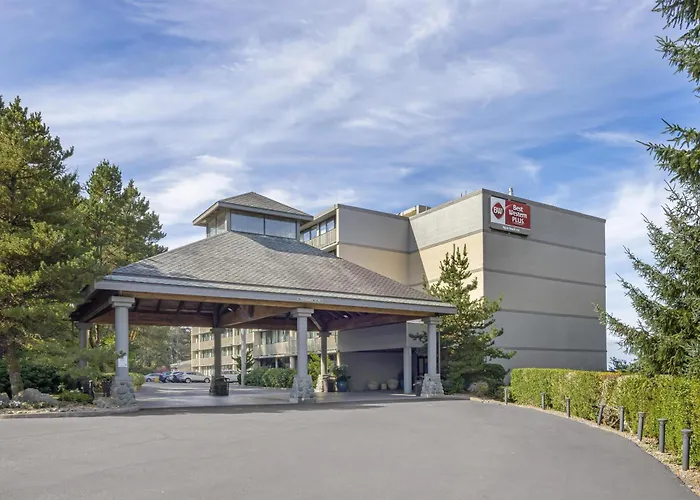 Best Western Plus Agate Beach Inn