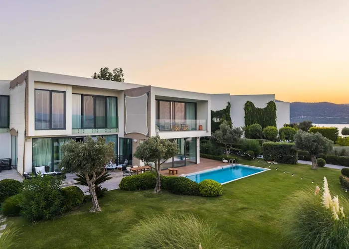 Susona Bodrum, Lxr s & s
