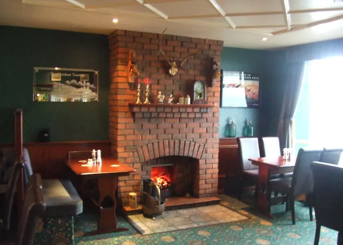 Halfway House Hotel
