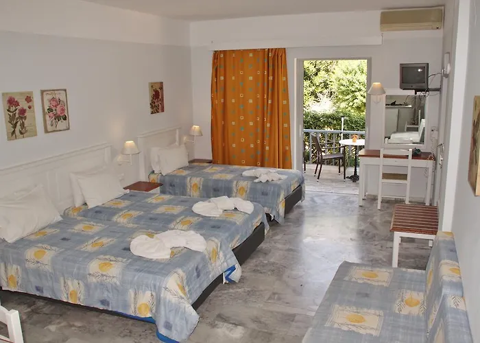 Aparthotel Santa Irene Soúgia