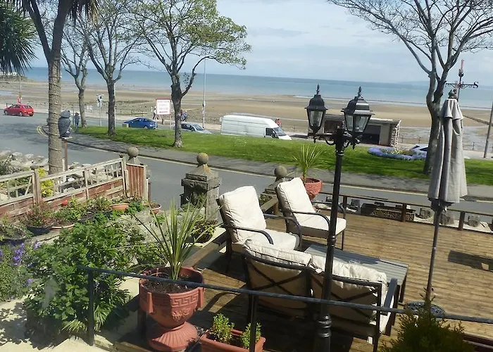 Whitehall Guest House Colwyn Bay