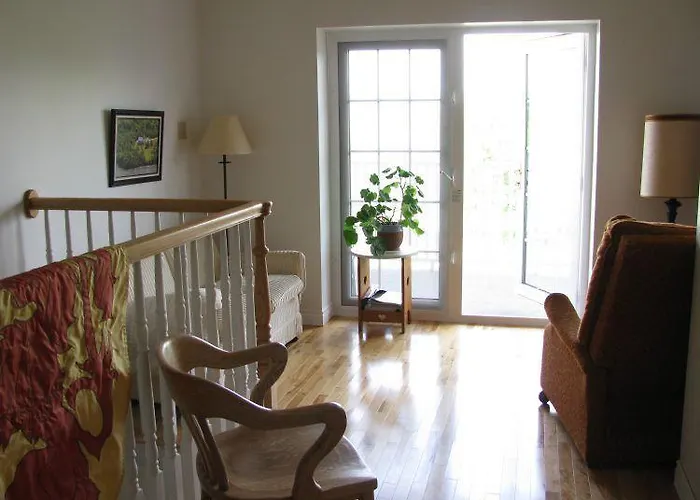 Tulloch Inn & Gifts
