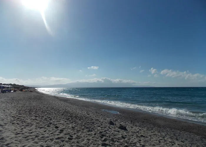 Lissos Beach Platanés