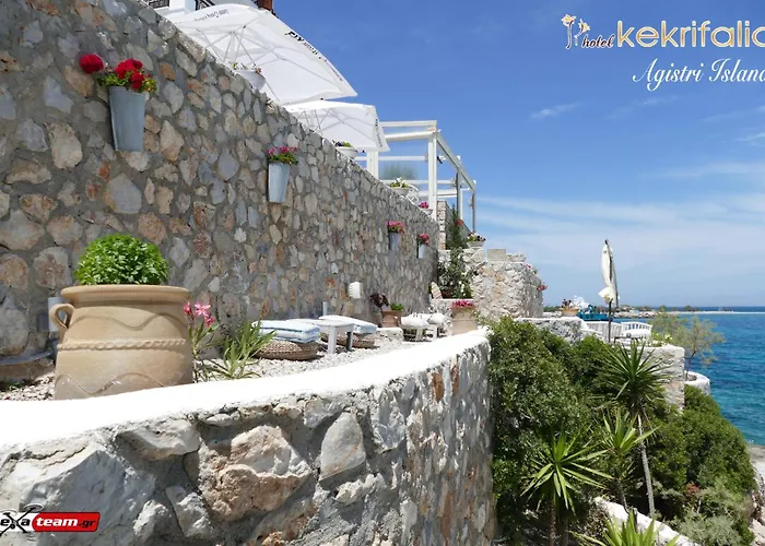 Kekrifalia Hotel Skála