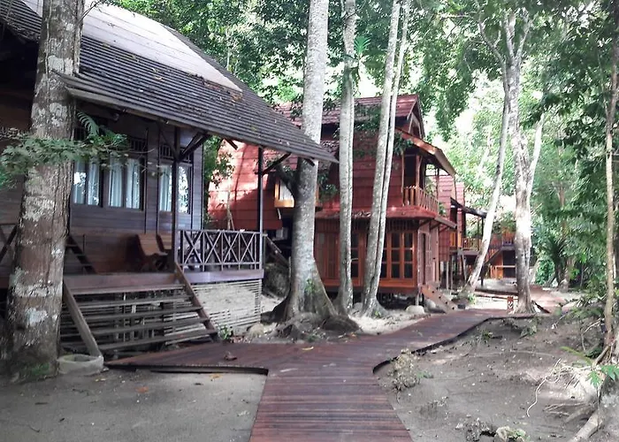 Raja Ampat Dive Resort Tapokreng