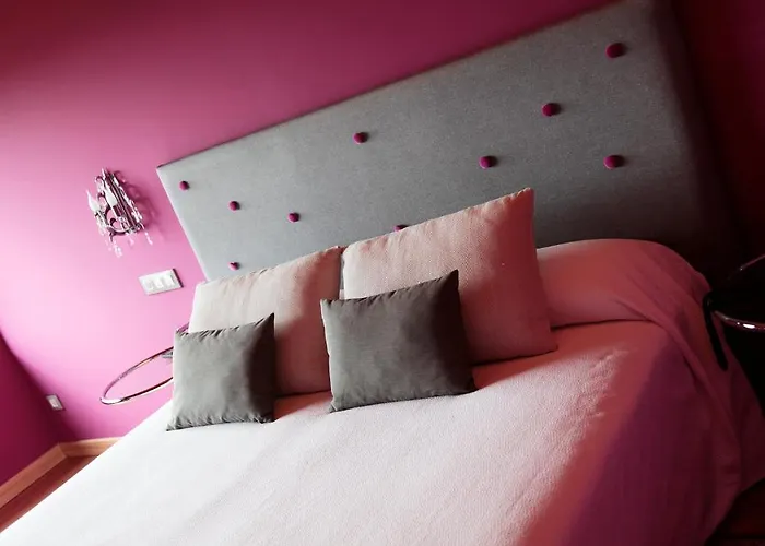 Hotel Araz Las Rozas de Valdearroyo