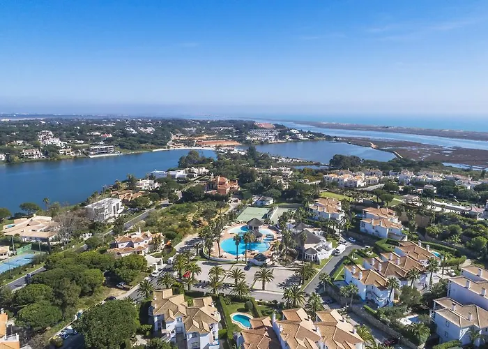 Encosta Do Lago Resort Club