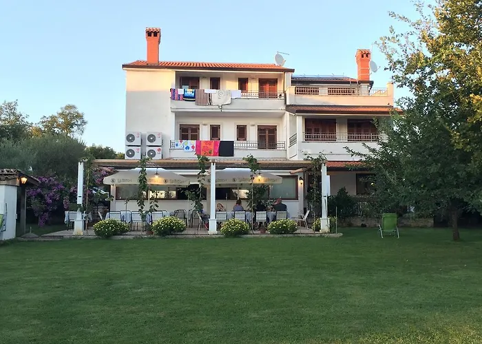 Vera Bed And Breakfast
