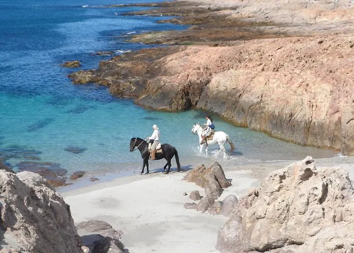 Bahia Bustamante Lodge