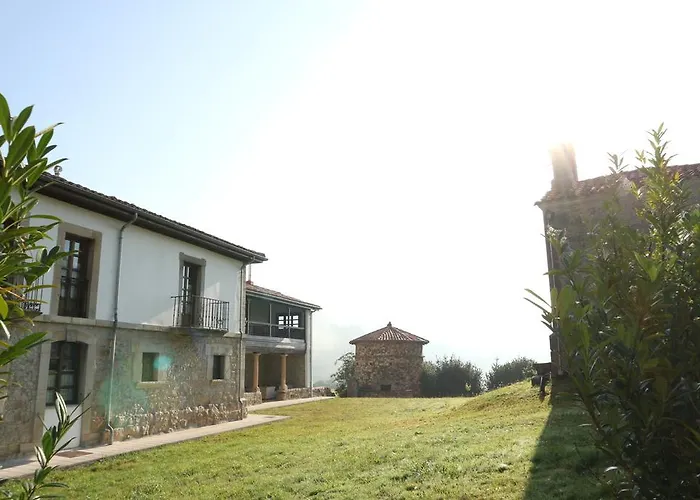 Hotel Casona Cuervo San Tirso de Candamo