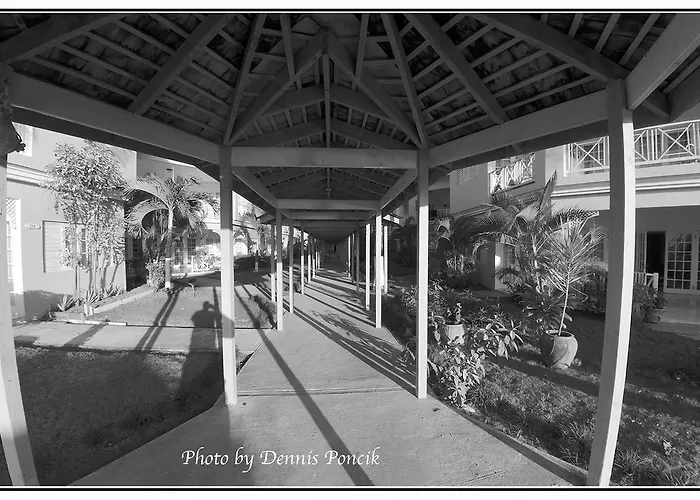 Beachcomber Club Resort Negril