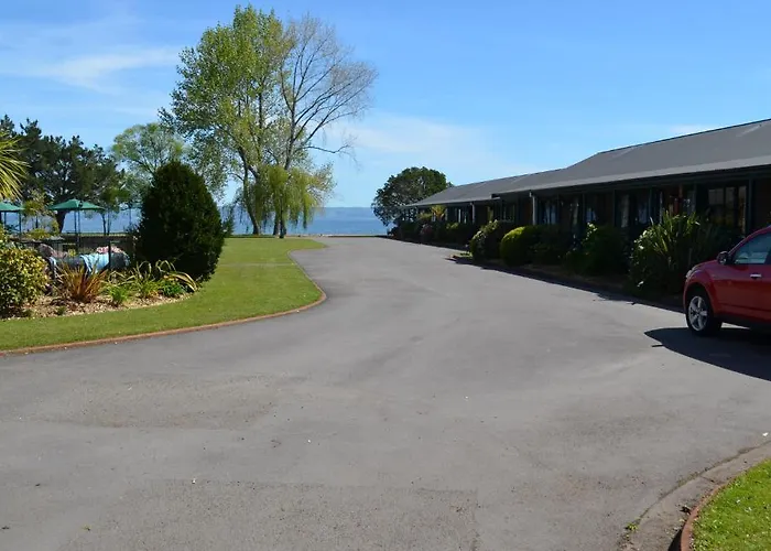Cedarwood Lakeside Motel&Conference Venue Rotorua