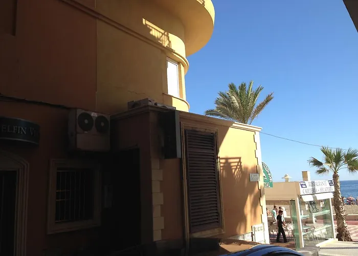 Hostal Delfin Verde