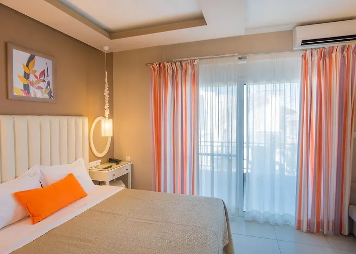 Whitesands Beach Resort Paralia Vrachou