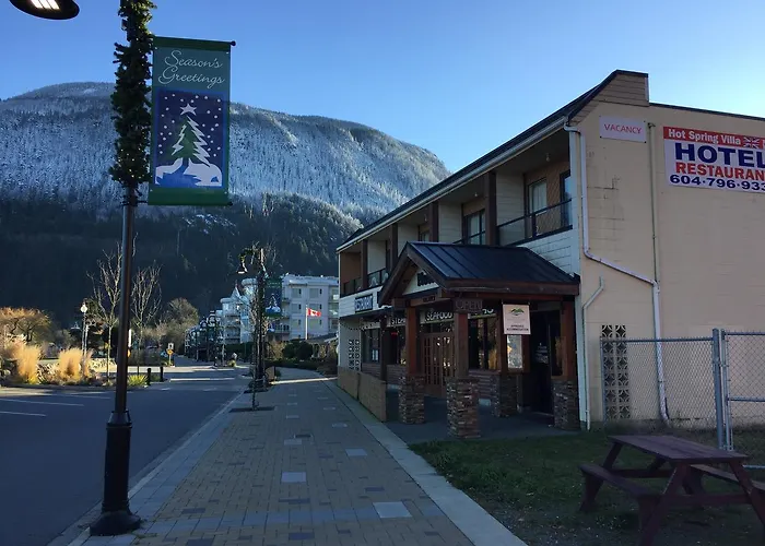 Spring Villa Hotel