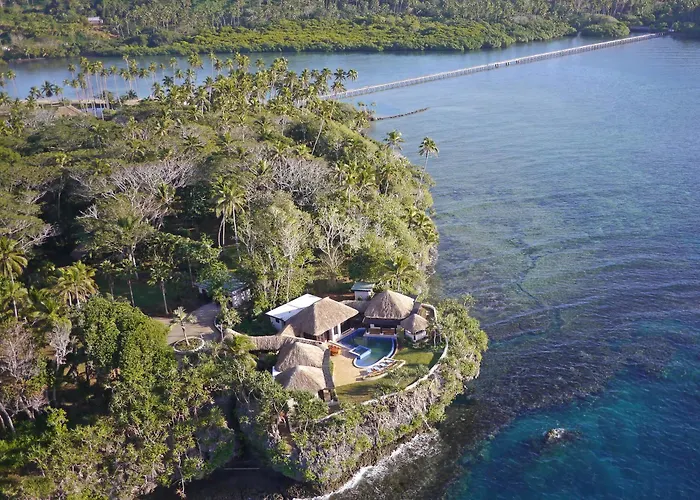 Wavi Island