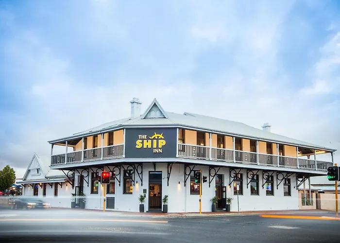 Nightcap At The Ship Inn Busselton