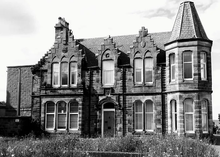 Struan House