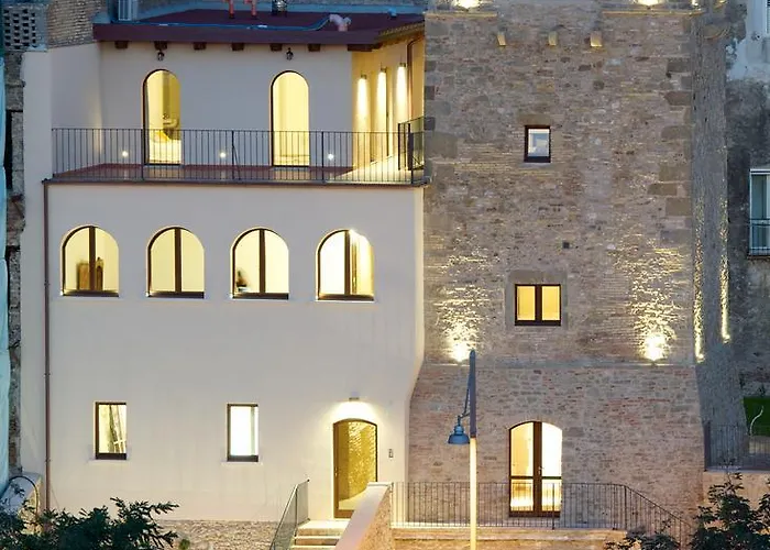 Torre della Loggia - Dimora Storica - Ortona