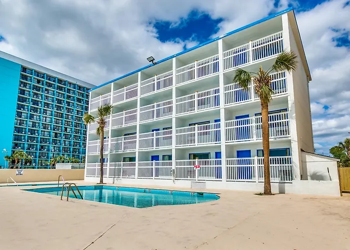 Beachcomber & Suites