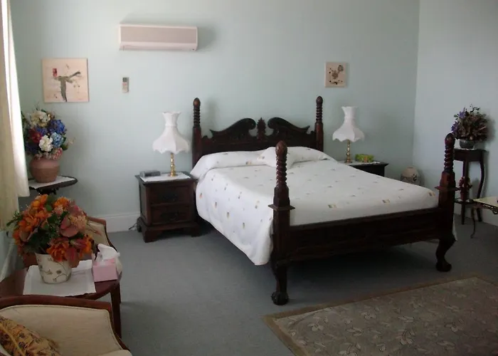Stella'S Dromana Hotel