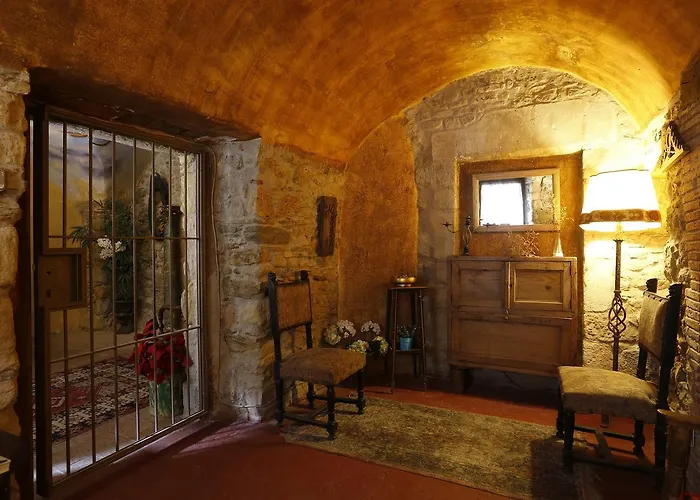 Hostal Blau Peratallada