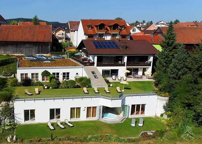 Zedernhof Gesundheits-&Wellnesshotel